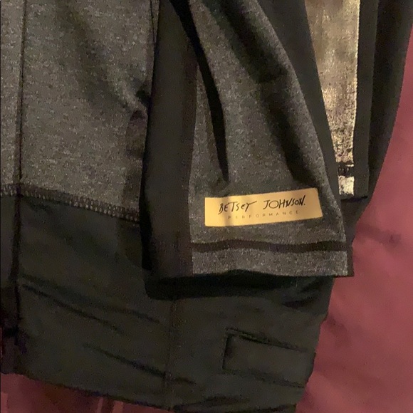 Betsey Johnson leggings - Picture 3 of 8